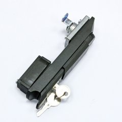Twist handle lock for MGSE cabinet doors