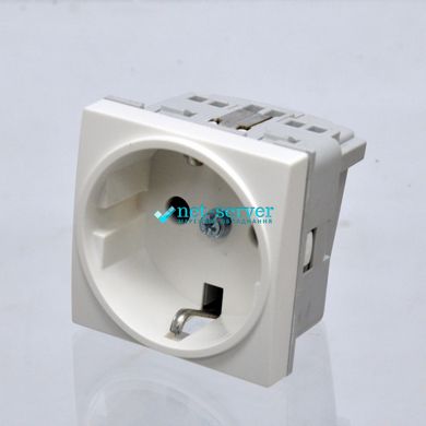 Systo 2M socket with grounding white Hager WS161