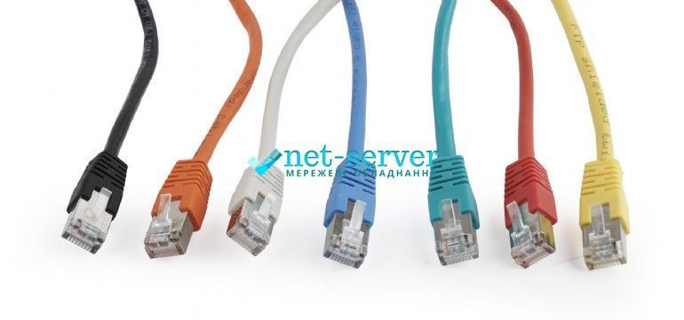 Фото Патч-корд сетевой FTP Cat 5e Cablexpert PP22-0.25M, 0,25 м, серый, RJ45-RJ45, литой, 50u, с фиксатором &ndash; купить с доставкой по Украине в интернет-магазине Net-server