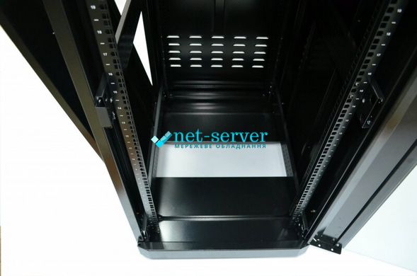 Шкаф серверный напольный 19", 28U, 610х865мм (Ш*Г), разборной, черный, UA-MGSE2868MB