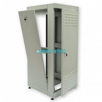 Шкаф серверный напольный 19", 28U, 610х675мм (Ш*Г), разборной, серый, UA-MGSE2866MG