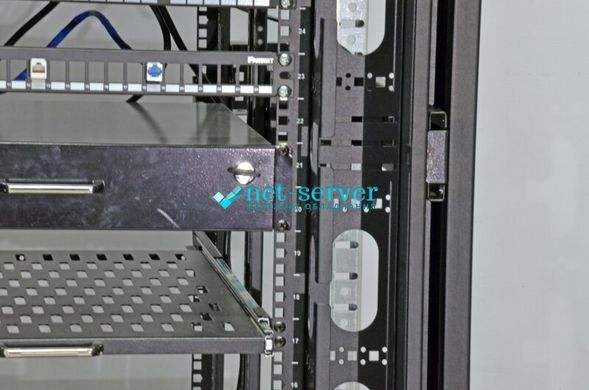 Фото Боковой организатор кабеля с крышкой, для шкафов MGSE 45U, черный, CMS UA-MGSESM45B &ndash; купить с доставкой по Украине в интернет-магазине Net-server