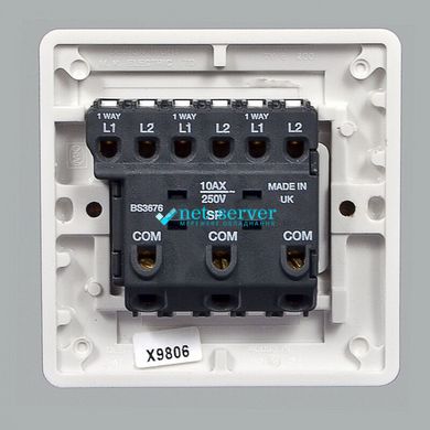 Выключатель 3-клавишный, 86x86 мм, проходной, белый, MK К4873